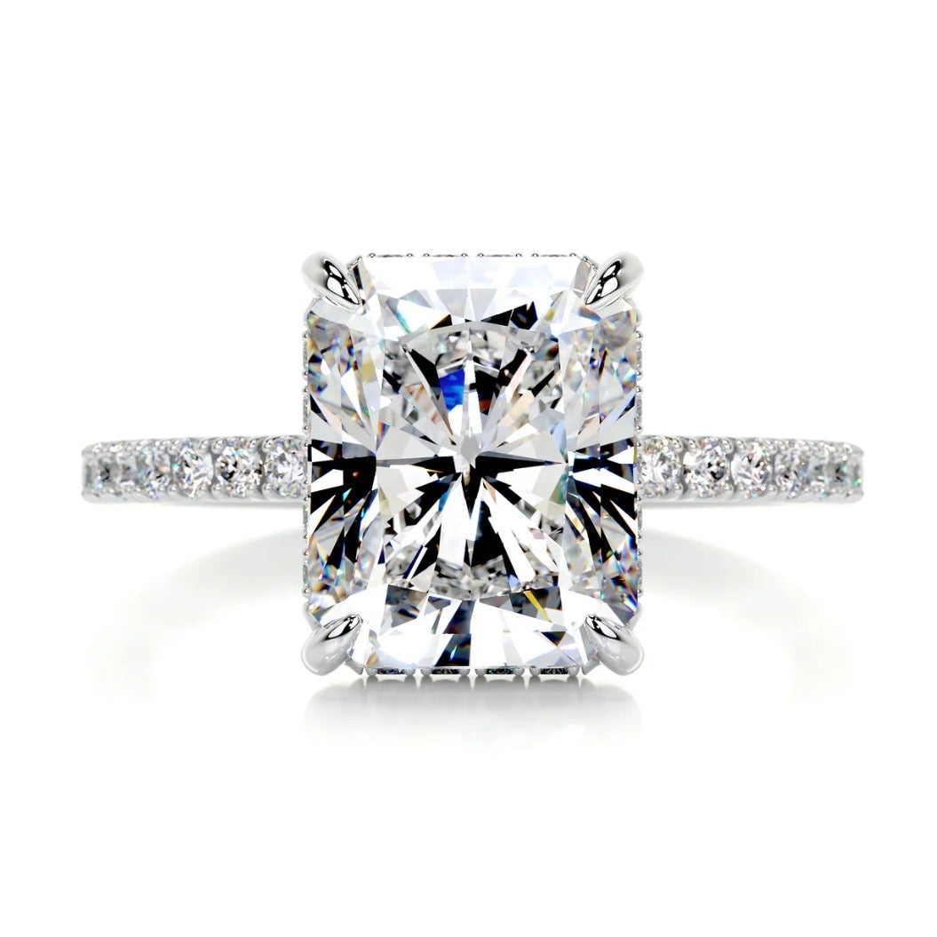 Lab Ground Diamond Ring